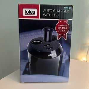 Car Auto Phone Charger with USB TOTES NWT Brand New